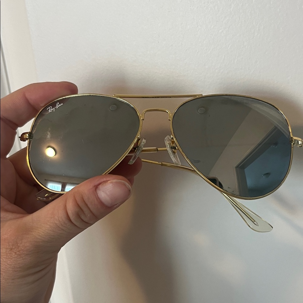 Ray-Ban Gold Frame Aviator Sunglasses
